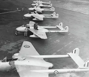 Dh 100: de Havilland DH-100 Vampire