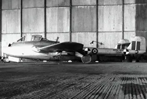 Dh.100: de Havilland DH-100 Vampire