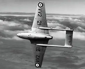 Vv221: de Havilland DH-100 Vampire FB-5