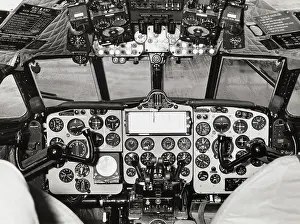 Cockpits: de Havilland DH-106 Comet IIE / 2E