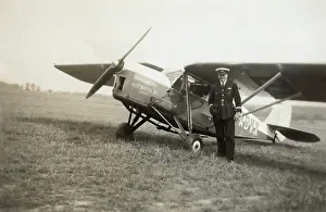 High Wing: de Havilland DH-80A Puss Moth