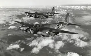 Team Work: de Havilland DH-98 Mosquito B-4