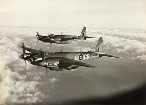 Sqdn: de Havilland DH-98 Mosquito B-4