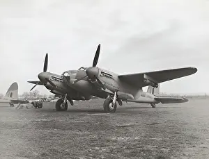 Dh 98: de Havilland DH-98 Mosquito B-9