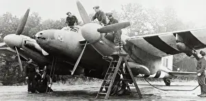 Dh 98: de Havilland DH-98 Mosquito FB-6