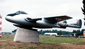 Plinth: de Havilland DH.100 Vampire FB.52 MM6156