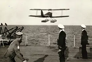 de Havilland DH82B Queen Bee c 1937
