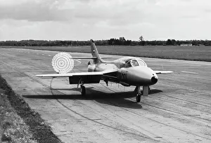 Runways: Hawker Hunter T-7
