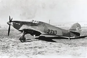 Low Wing: Hawker Hurricane