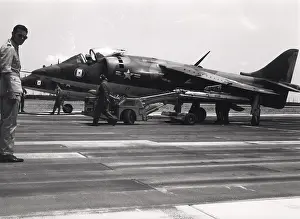 Harrier: Hawker Siddeley Harrier AV-8A