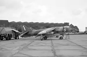 Odiham: Hawker Siddeley Harrier GR.1 XV777 W