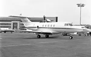 Hawthorne: Hawker Siddeley HS.125-400A N33CP