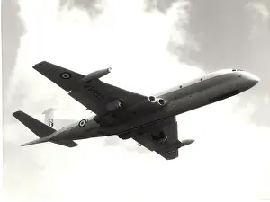 Nimrod: Hawker Siddeley Nimrod XV253 of 42 Squadron