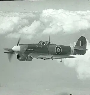Typhoon: Hawker Typhoon IB EK286