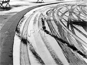 Skidding: HAZARDOUS SNOW