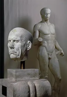 Chieti: Head of bald man and