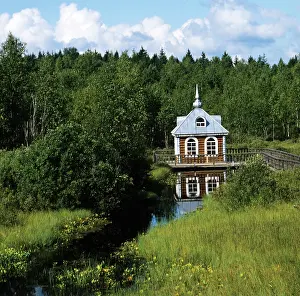 Starts: Head of Volga River, 1983