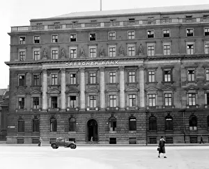 Dresdner: Headquarters of the Dresdner Bank in Berlin, 1931