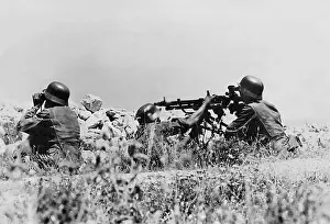 Crete: Heavy machine gun on Crete, 1941