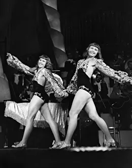 Margot: Hedi and Margot Hoepfner, 1940