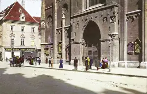 Archiepiscopal: The Heidentor of the St. Stephan`s Cathedral