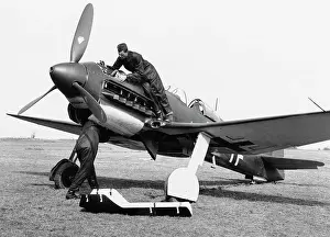 Stocker: Heinkel He 100 fighter plane, 1942