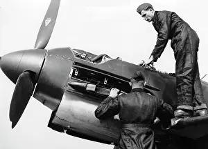 Stocker: Heinkel He 100 fighter plane, 1942