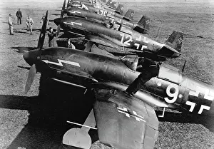 Eked: Heinkel He 100 fighter plane