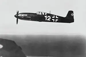 Heinkel: Heinkel He 100 fighter plane
