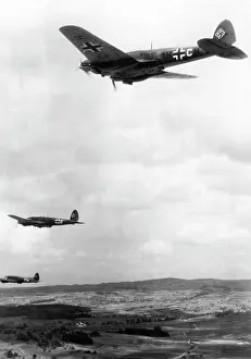 Grosse: Heinkel He 111 of the Loewengeschwader - bomber
