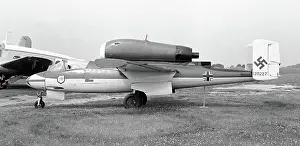 Werknummer: Heinkel He162A-2 Red 2
