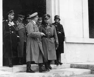 Muni: Heinrich Himmler, Adolf Hitler, Walter von Reichenau in Muni