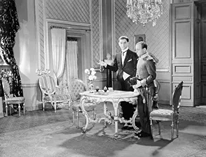 Sauer: Heinz Ruehmann and Adolf Wohlbrueck in The