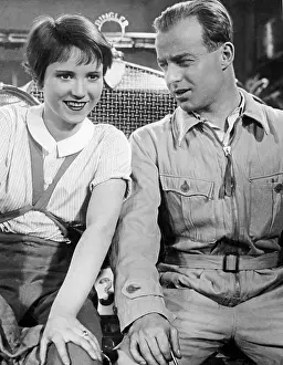 Disappeared: Heinz Ruehmann and Dolly Haas in Things Are