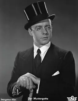 Ruehmann: Heinz Ruehmann in The Model Husband, 1937