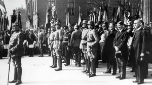 Volkstrauertag: Heldengedenktag in front of the Neue Wache in Berlin, 1933