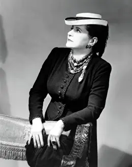 Rubenstein: HELENA RUBENSTEIN ?