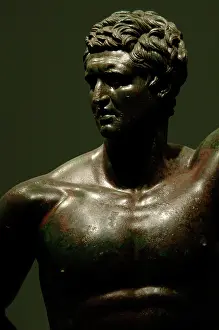 Torso: Hellenistic prince represented in heroic nudity. Is generall