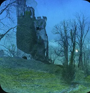 Helmsley: Helmsley Castle, North Yorkshire