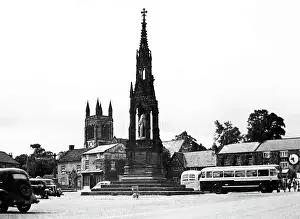 Helmsley: Helmsley Cross, probably 1940s