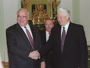Greet: Helmut Kohl and Boris Yeltsin, 1996