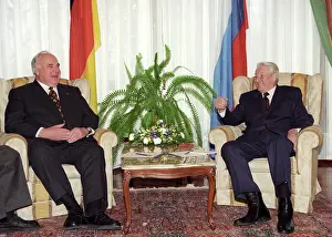 Russias: Helmut Kohl on visit to Russia, 1997