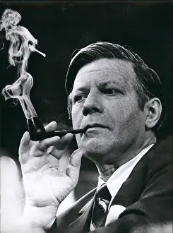 Negligence: Helmut Schmidt, German politician