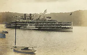 Hendrick: Hendrick Hudson Steamer