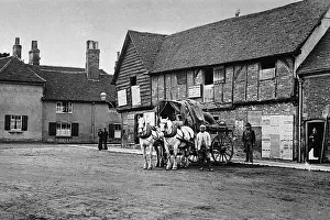 Thameside: Henley-on-Thames street scene