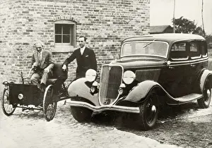 Fabrication: Henry Ford with the oldest car of his fabrication