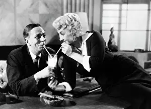 Spoil: Henry Jones - Joan Blondell