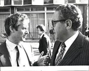 Kissinger: Henry Kissinger and Harold Evans, newspaper editor