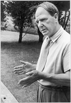 Figurative: HENRY MOORE (1898-1986)