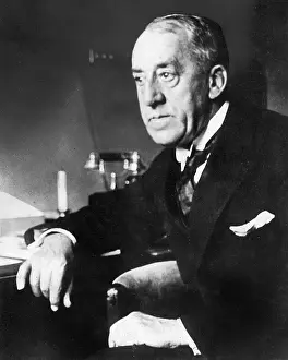 Theorists: Henry van de Velde, 1927